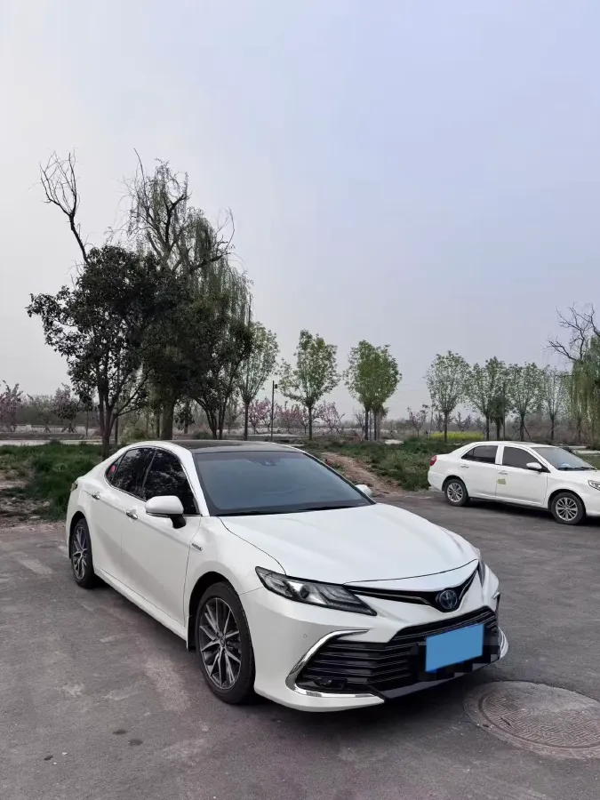 2021 Toyota Camry 2.5L 178HP L4 E-CVT Hybrid,autocango,china used car exporter,china ev exporter,chinese used car exporter,chinese used ev exporter