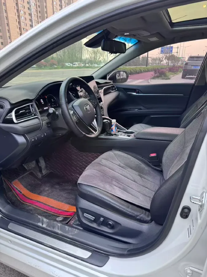 2021 Toyota Camry 2.5L 178HP L4 E-CVT Hybrid,autocango,china used car exporter,china ev exporter,chinese used car exporter,chinese used ev exporter