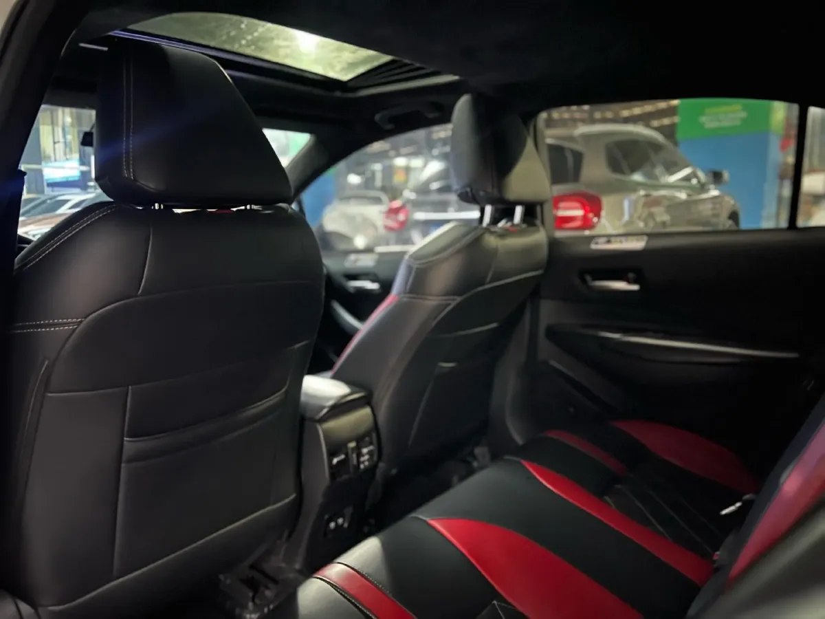 2021 Toyota Corolla 1.2T 116HP L4 CVT,autocango,china used car exporter,china ev exporter,chinese used car exporter,chinese used ev exporter