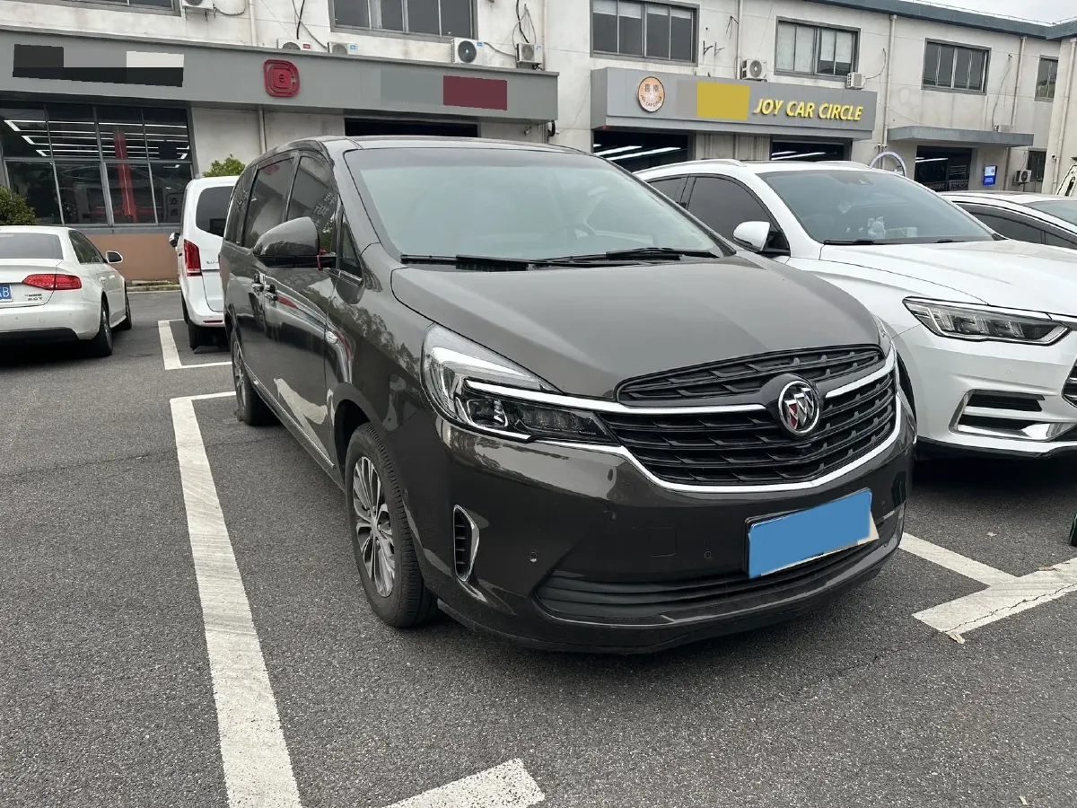 2022 Buick GL8 2.0T 237HP L4 9AT,autocango,china used car exporter,china ev exporter,chinese used car exporter,chinese used ev exporter