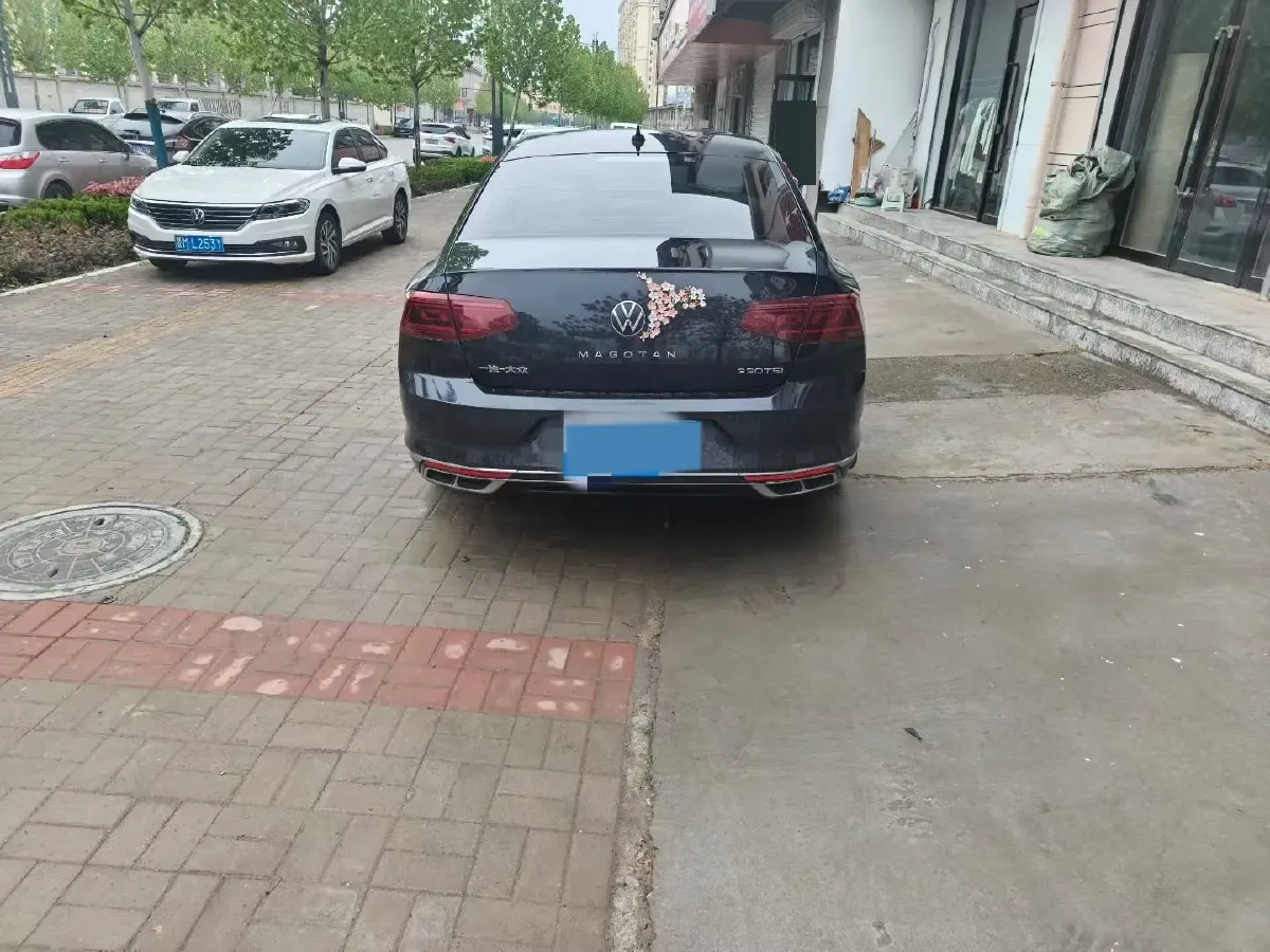 2023 Volkswagen Magotan 2.0T 186HP L4 7DCT,autocango,china used car exporter,china ev exporter,chinese used car exporter,chinese used ev exporter