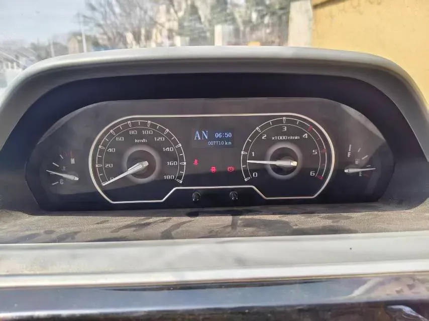 2023 DongFeng DFAC YuFeng 2.0T 136HP L4 6MT,autocango,china used car exporter,china ev exporter,chinese used car exporter,chinese used ev exporter