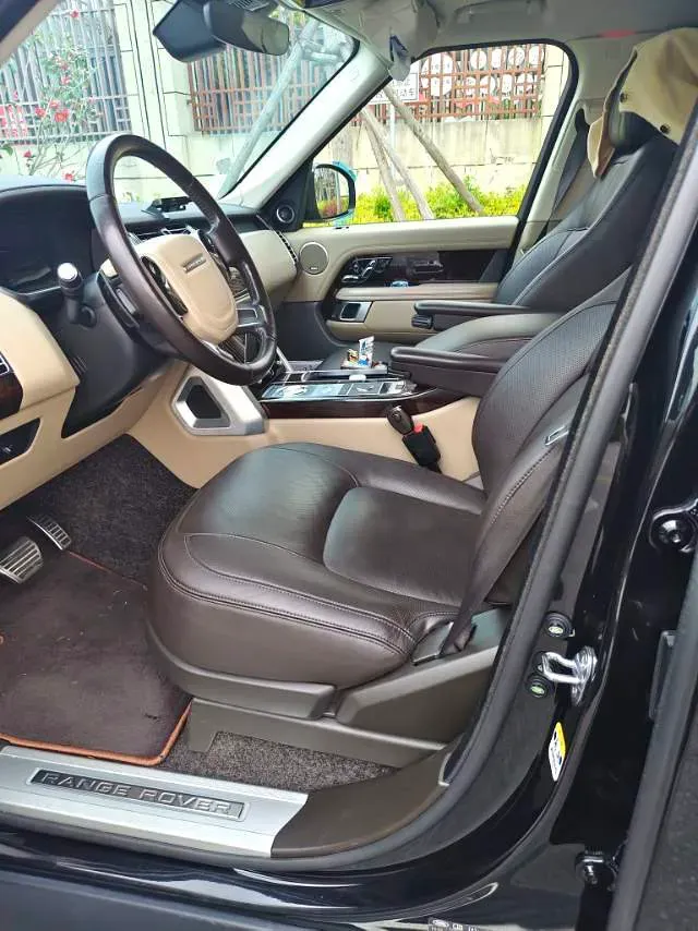 2021 Land Rover Range Rover 3.0T 400HP L6 8AT,autocango,china used car exporter,china ev exporter,chinese used car exporter,chinese used ev exporter