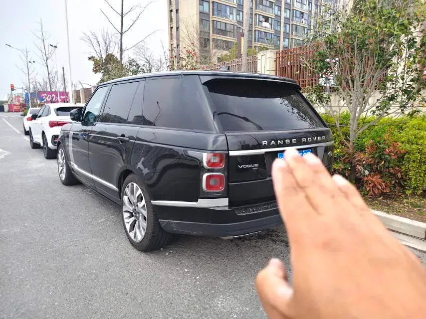 2021 Land Rover Range Rover 3.0T 400HP L6 8AT,autocango,china used car exporter,china ev exporter,chinese used car exporter,chinese used ev exporter