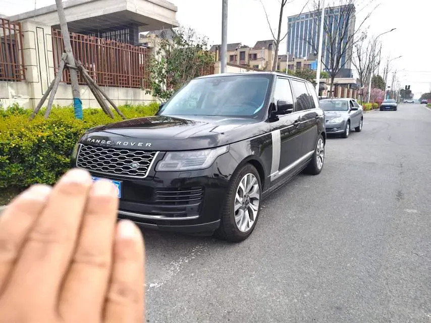2021 Land Rover Range Rover 3.0T 400HP L6 8AT,autocango,china used car exporter,china ev exporter,chinese used car exporter,chinese used ev exporter