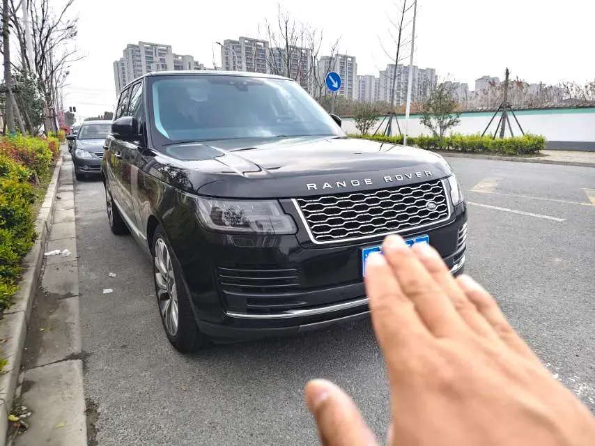 2021 Land Rover Range Rover 3.0T 400HP L6 8AT,autocango,china used car exporter,china ev exporter,chinese used car exporter,chinese used ev exporter
