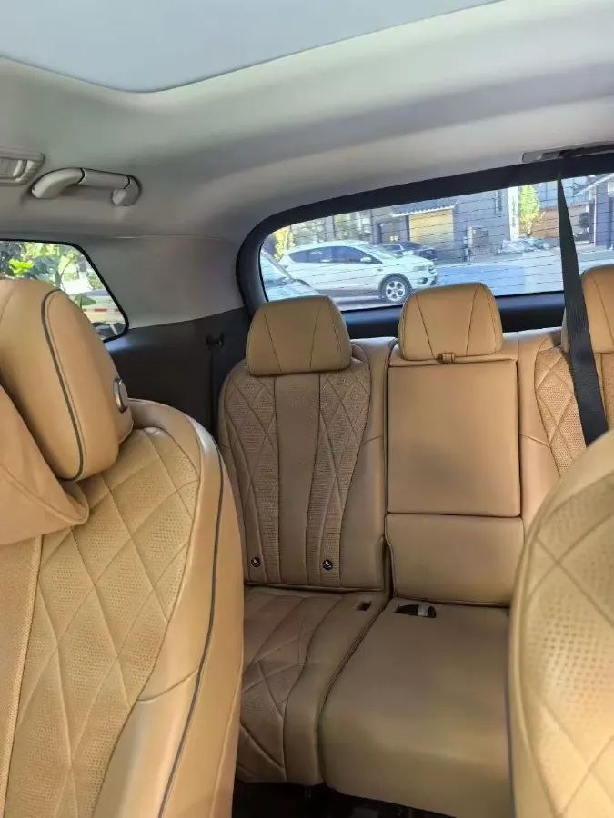 2022 Mercedes-Benz GLC Class 2.0T 197HP L4 9AT,autocango,china used car exporter,china ev exporter,chinese used car exporter,chinese used ev exporter