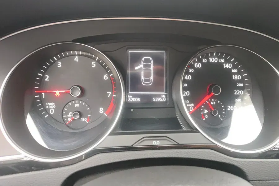 2019 Volkswagen Magotan 2.0T 186HP L4 7DCT,autocango,china used car exporter,china ev exporter,chinese used car exporter,chinese used ev exporter