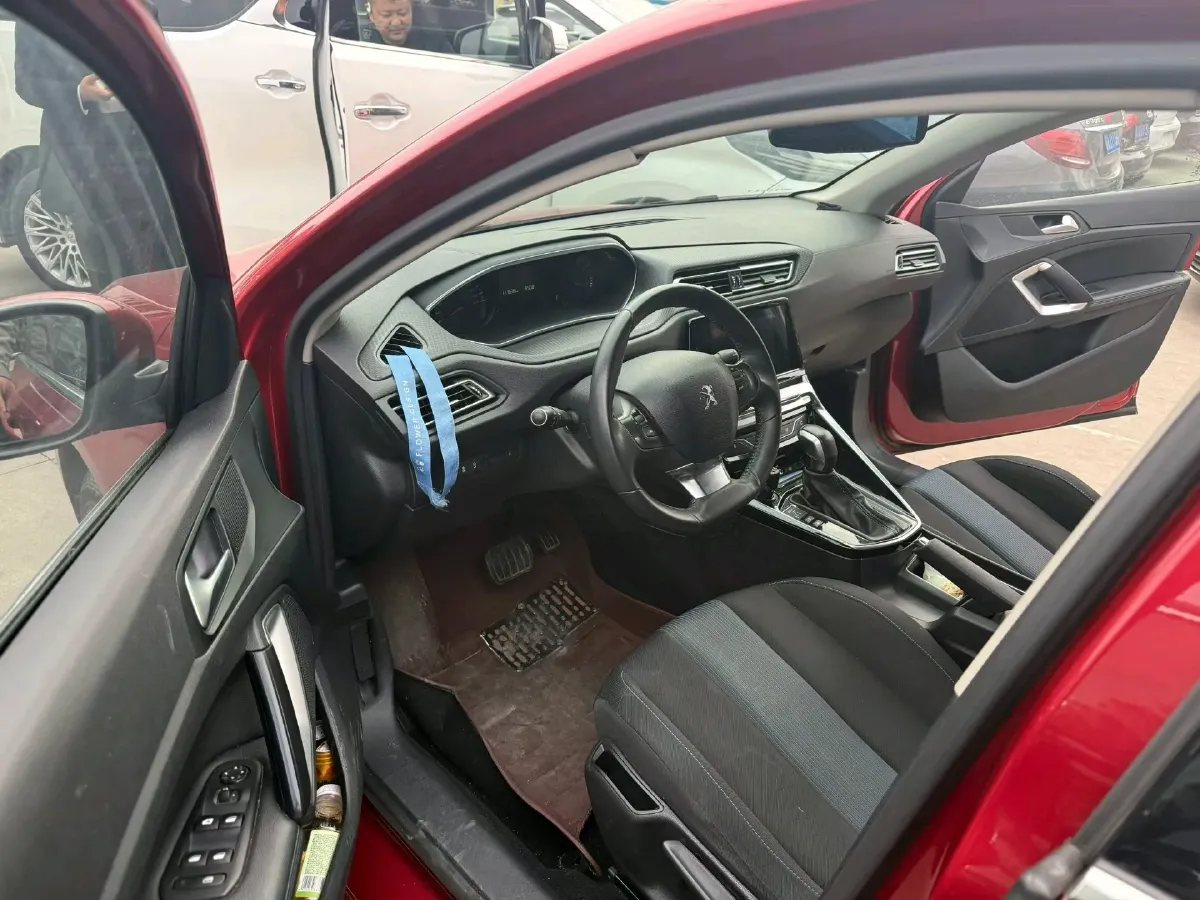 2019 Peugeot 308 1.6L 117HP L4 6AT,autocango,china used car exporter,china ev exporter,chinese used car exporter,chinese used ev exporter