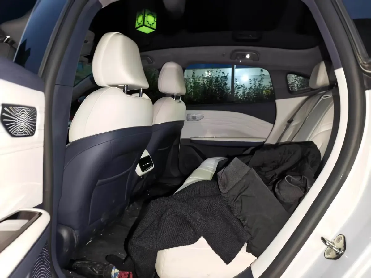 2024 Geely Galaxy E8 BEV 62KWH,autocango,china used car exporter,china ev exporter,chinese used car exporter,chinese used ev exporter