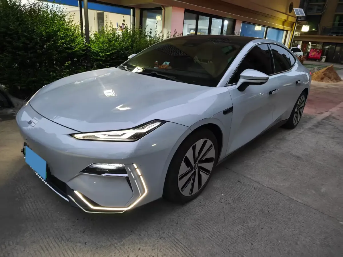 2024 Geely Galaxy E8 BEV 62KWH,autocango,china used car exporter,china ev exporter,chinese used car exporter,chinese used ev exporter