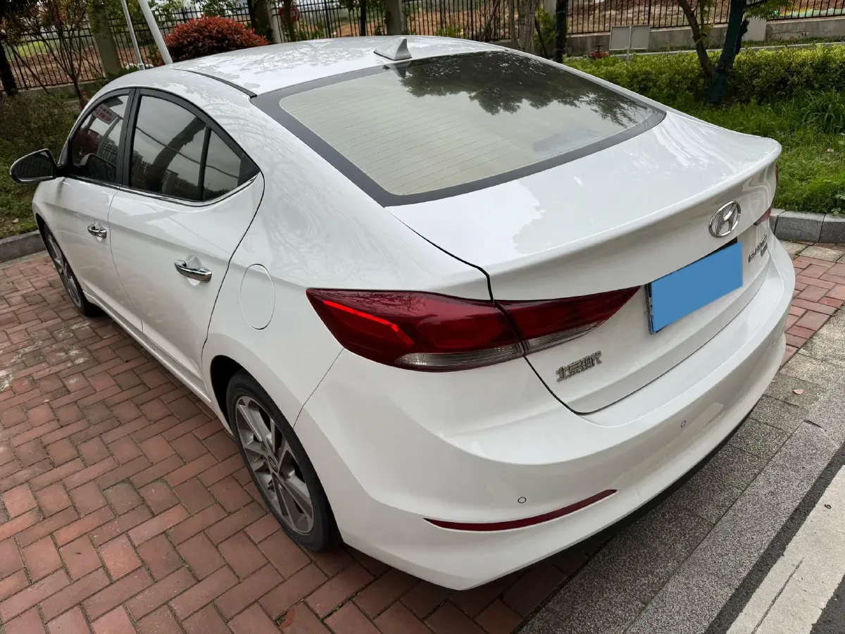 2016 Hyundai Elantra 1.6L 130HP L4 6AT,autocango,china used car exporter,china ev exporter,chinese used car exporter,chinese used ev exporter