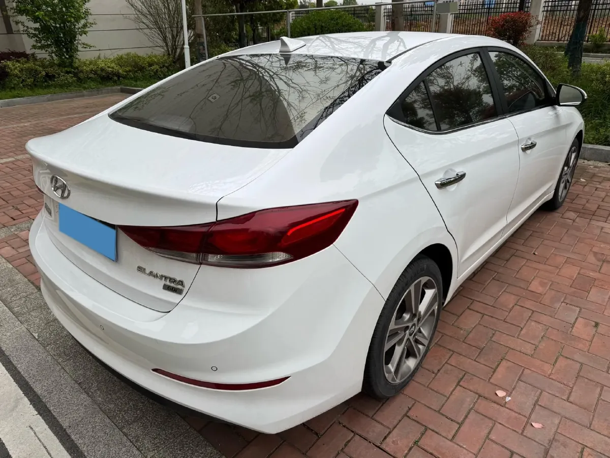 2016 Hyundai Elantra 1.6L 130HP L4 6AT,autocango,china used car exporter,china ev exporter,chinese used car exporter,chinese used ev exporter