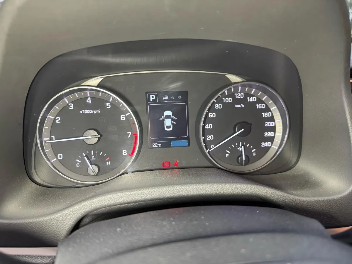 2016 Hyundai Elantra 1.6L 130HP L4 6AT,autocango,china used car exporter,china ev exporter,chinese used car exporter,chinese used ev exporter