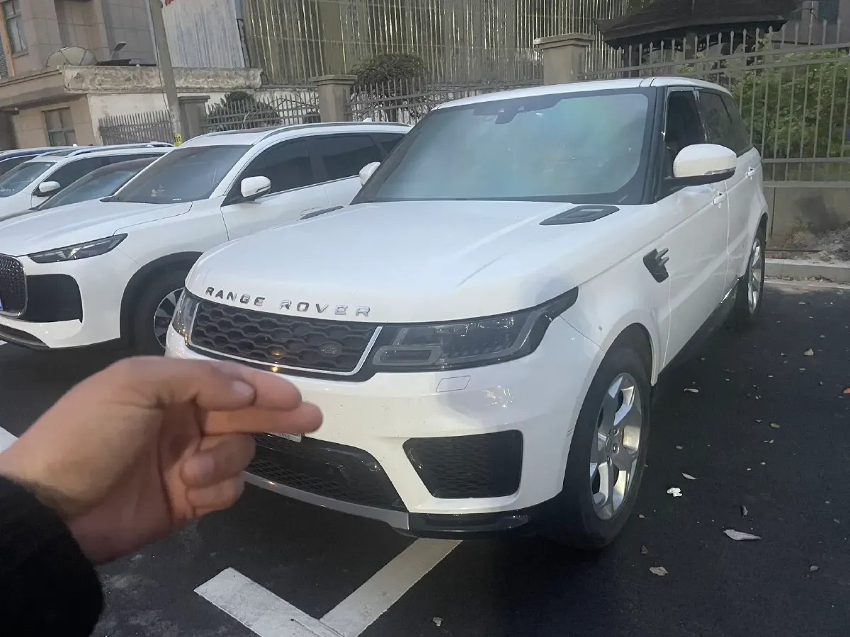 2018 Land Rover Range Rover Sport 2.0T 300HP L4 8AT PHEV 13.1KWH,autocango,china used car exporter,china ev exporter,chinese used car exporter,chinese used ev exporter