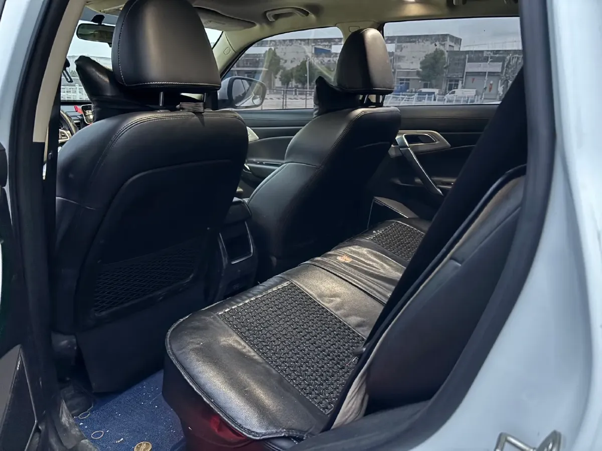 2018 Geely Azkarra 2.0L 141HP L4 6MT,autocango,china used car exporter,china ev exporter,chinese used car exporter,chinese used ev exporter