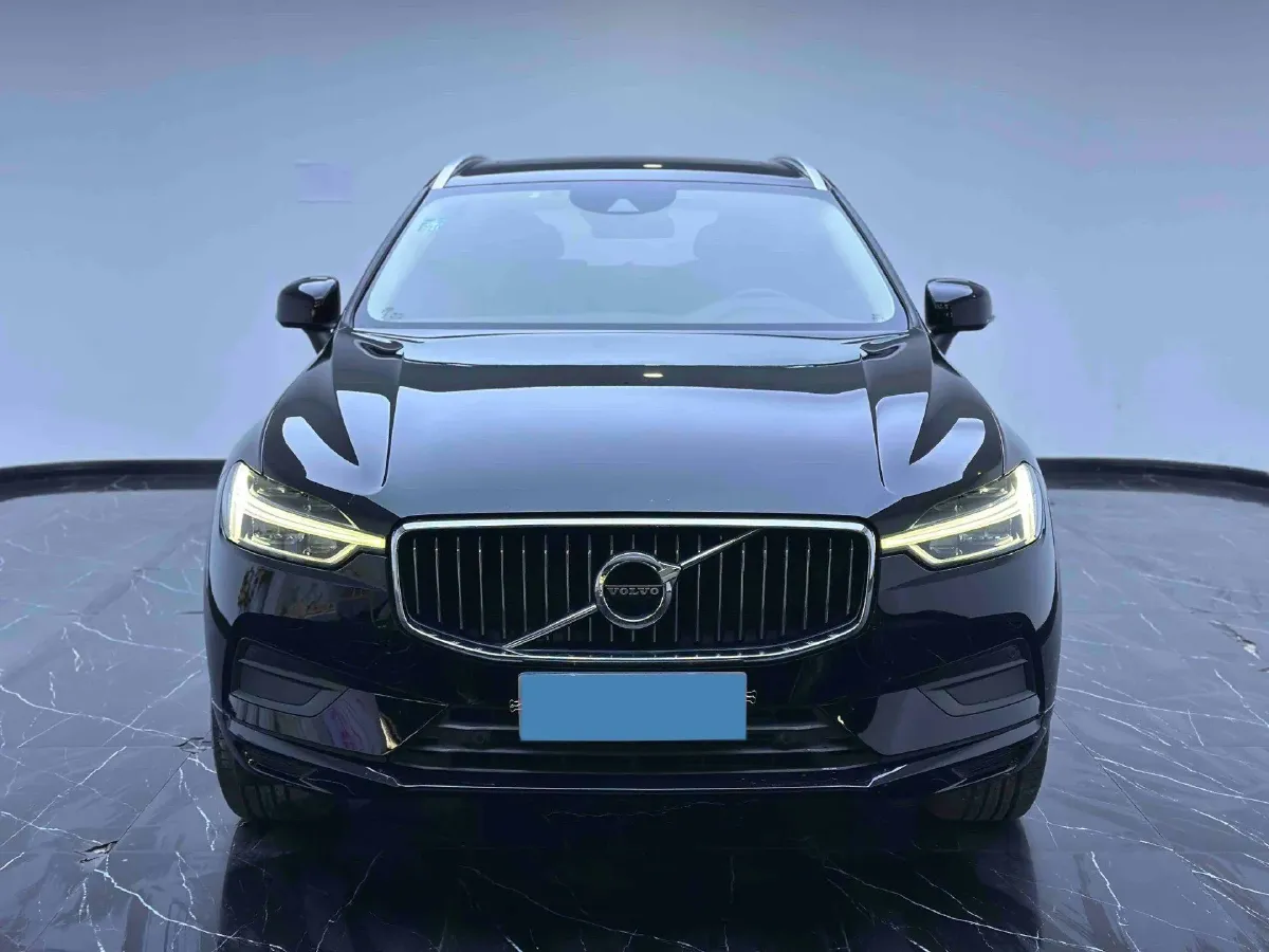 2019 Volvo XC60 2.0T 254HP L4 8AT,autocango,china used car exporter,china ev exporter,chinese used car exporter,chinese used ev exporter