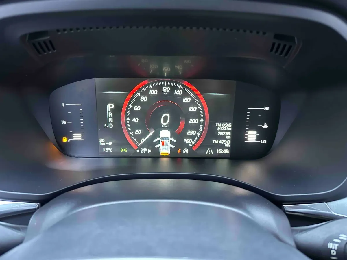 2019 Volvo XC60 2.0T 254HP L4 8AT,autocango,china used car exporter,china ev exporter,chinese used car exporter,chinese used ev exporter