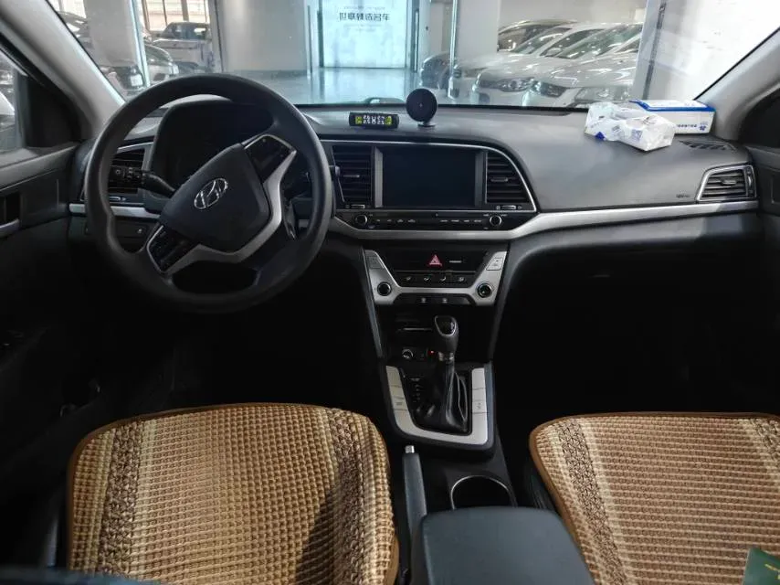 2016 Hyundai Elantra 1.6L 130HP L4 6AT,autocango,china used car exporter,china ev exporter,chinese used car exporter,chinese used ev exporter