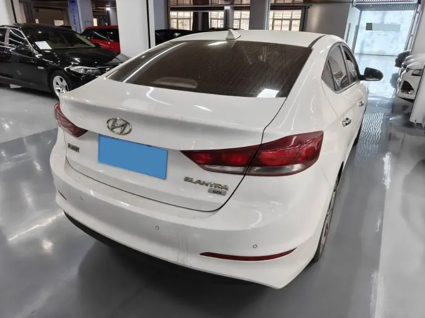 2016 Hyundai Elantra 1.6L 130HP L4 6AT,autocango,china used car exporter,china ev exporter,chinese used car exporter,chinese used ev exporter