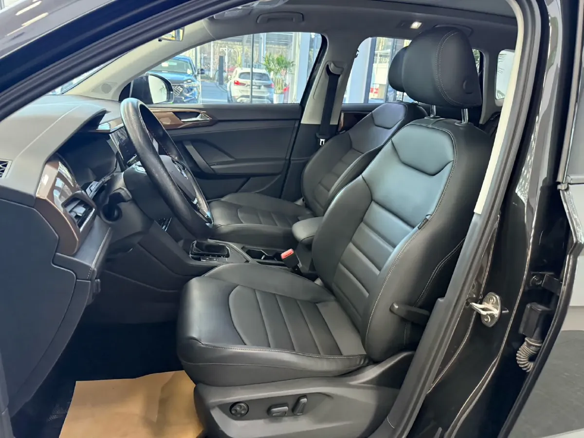 2021 Volkswagen Tharu 1.4T 150HP L4 7DCT,autocango,china used car exporter,china ev exporter,chinese used car exporter,chinese used ev exporter