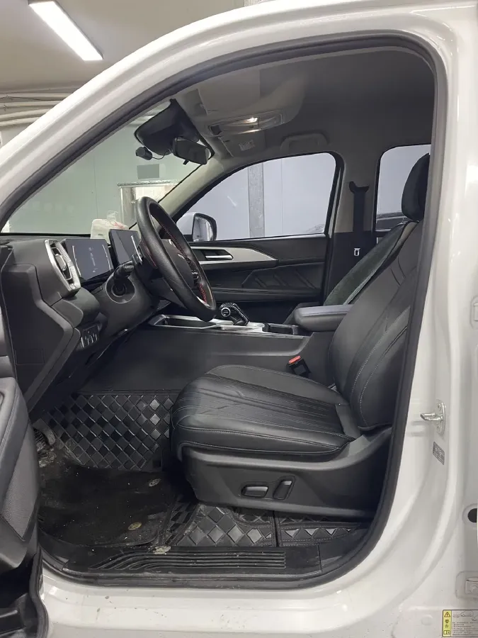 2023 Haval H5 2.0T 224HP L4 8AT,autocango,china used car exporter,china ev exporter,chinese used car exporter,chinese used ev exporter