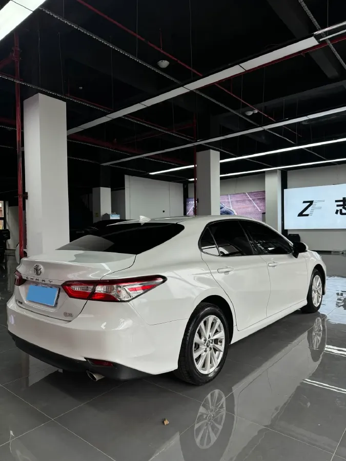 2023 Toyota Camry 2.0L 177HP L4 CVT,autocango,china used car exporter,china ev exporter,chinese used car exporter,chinese used ev exporter