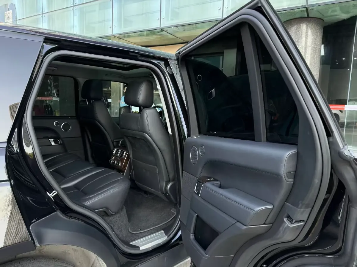 2017 Land Rover Range Rover 3.0T 340HP V6 8AT,autocango,china used car exporter,china ev exporter,chinese used car exporter,chinese used ev exporter