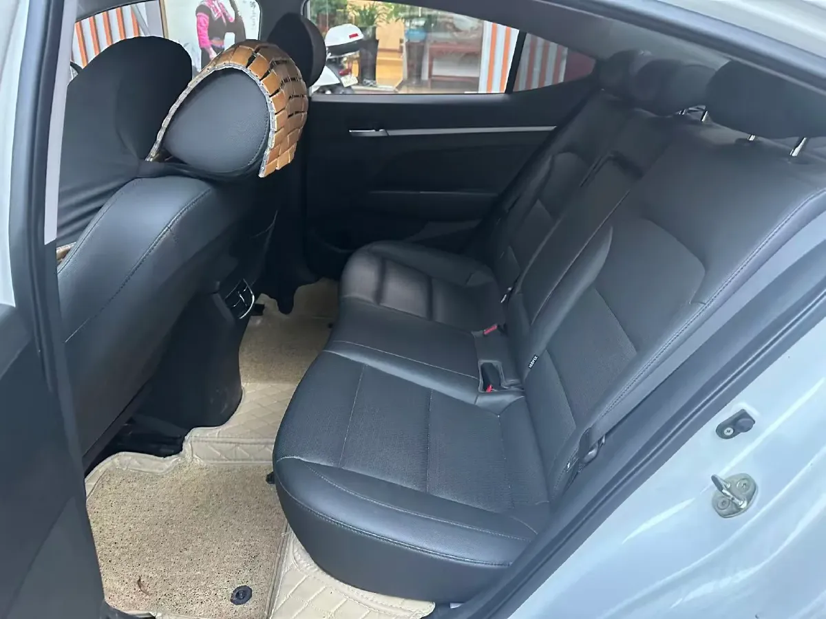 2019 Hyundai Elantra 1.5L 115HP L4 CVT,autocango,china used car exporter,china ev exporter,chinese used car exporter,chinese used ev exporter