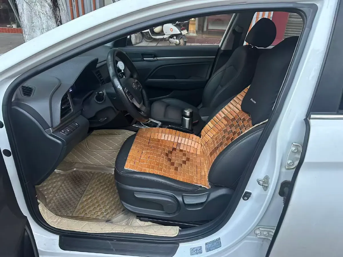 2019 Hyundai Elantra 1.5L 115HP L4 CVT,autocango,china used car exporter,china ev exporter,chinese used car exporter,chinese used ev exporter