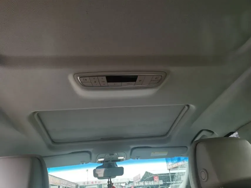 2023 Buick GL8 2.0T 237HP L4 9AT,autocango,china used car exporter,china ev exporter,chinese used car exporter,chinese used ev exporter