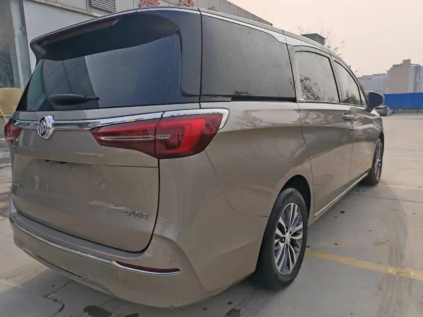 2023 Buick GL8 2.0T 237HP L4 9AT,autocango,china used car exporter,china ev exporter,chinese used car exporter,chinese used ev exporter