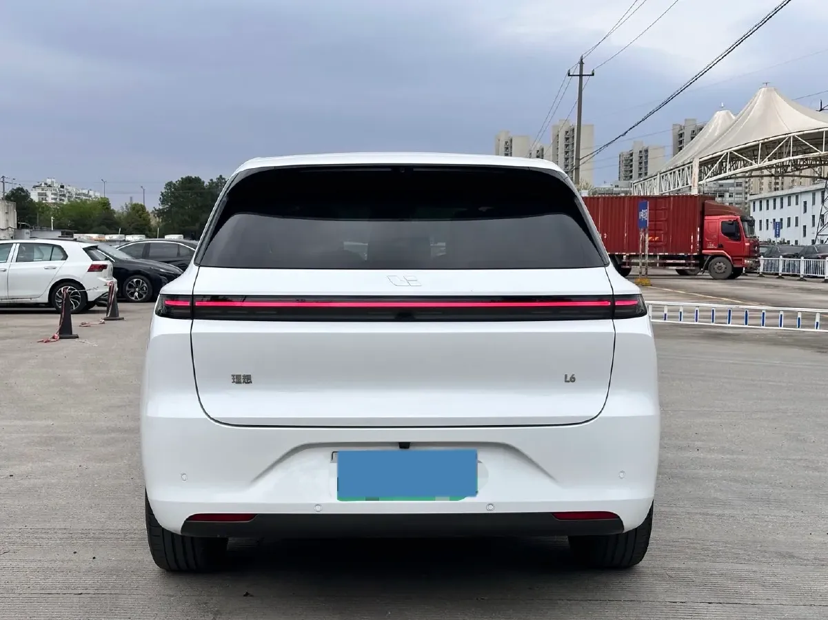 2024 Li L6 Range Extended 154HP L4 REEV 36.8KWH,autocango,china used car exporter,china ev exporter,chinese used car exporter,chinese used ev exporter