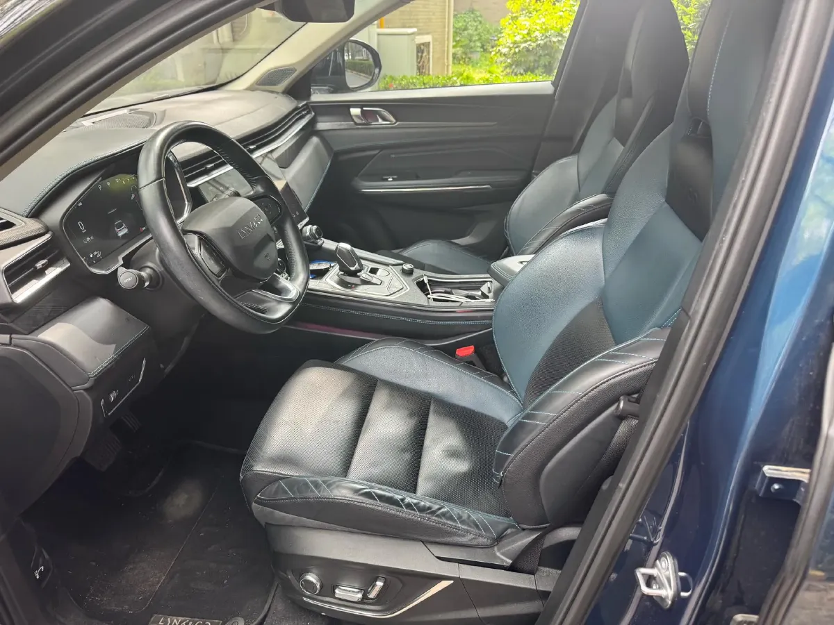 2020 LYNK&CO 05 2.0T 254HP L4 8AT,autocango,china used car exporter,china ev exporter,chinese used car exporter,chinese used ev exporter