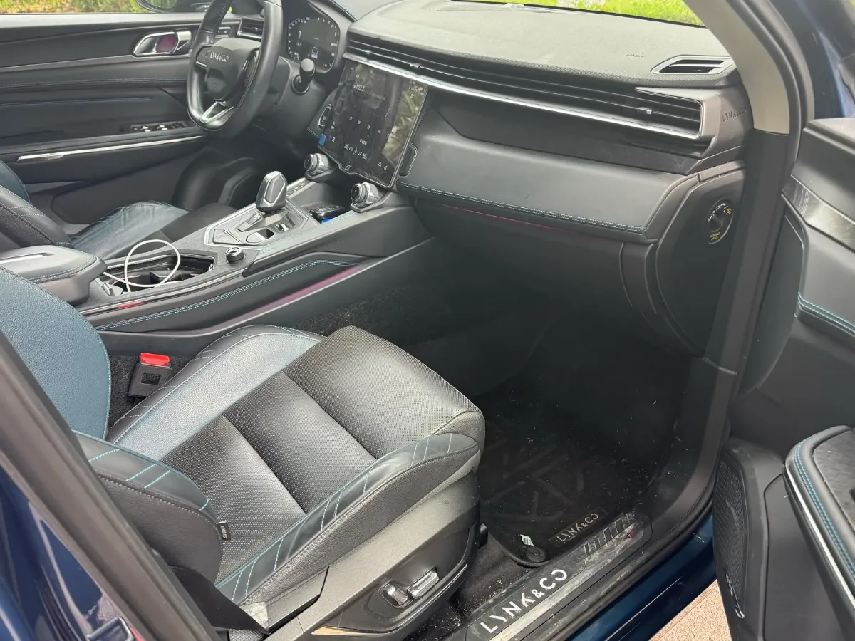 2020 LYNK&CO 05 2.0T 254HP L4 8AT,autocango,china used car exporter,china ev exporter,chinese used car exporter,chinese used ev exporter