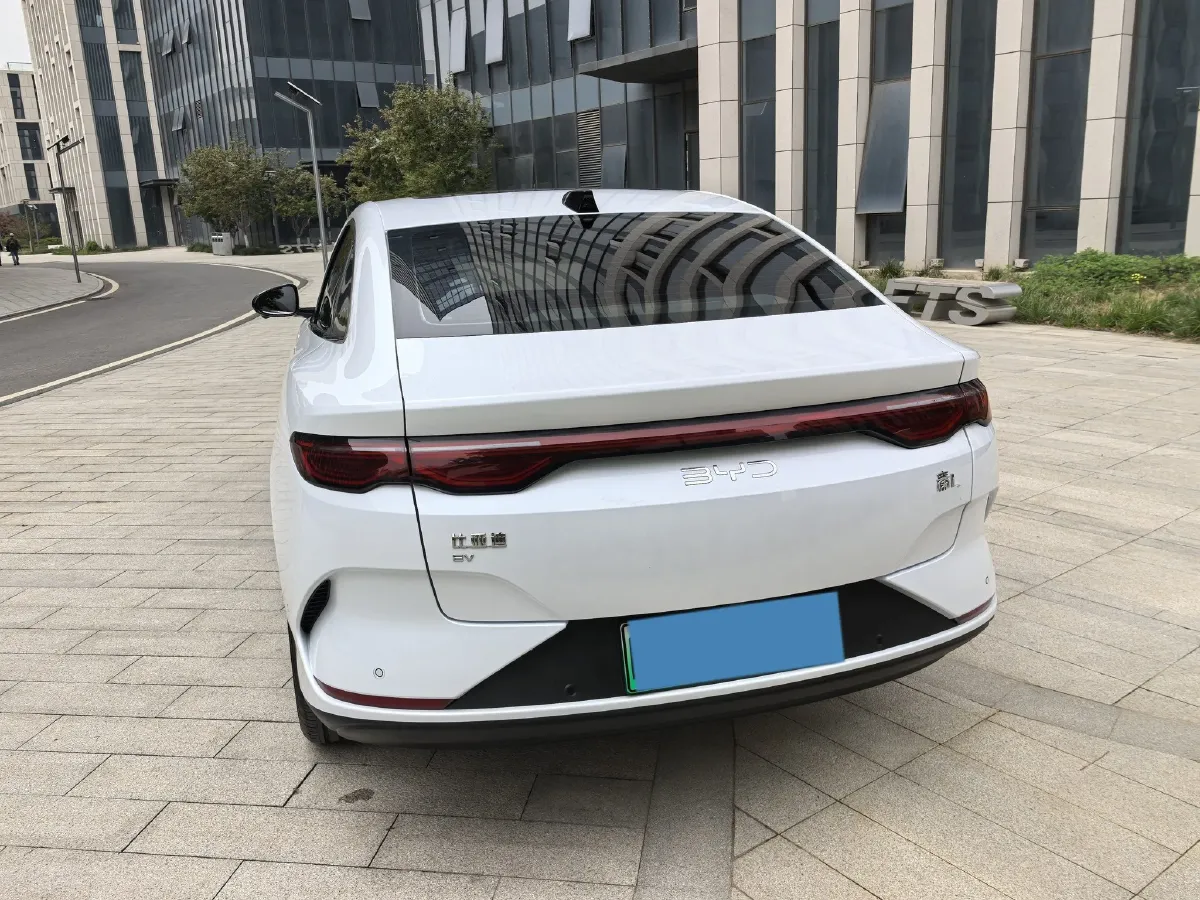 2025 BYD QinL BEV,autocango,china used car exporter,china ev exporter,chinese used car exporter,chinese used ev exporter