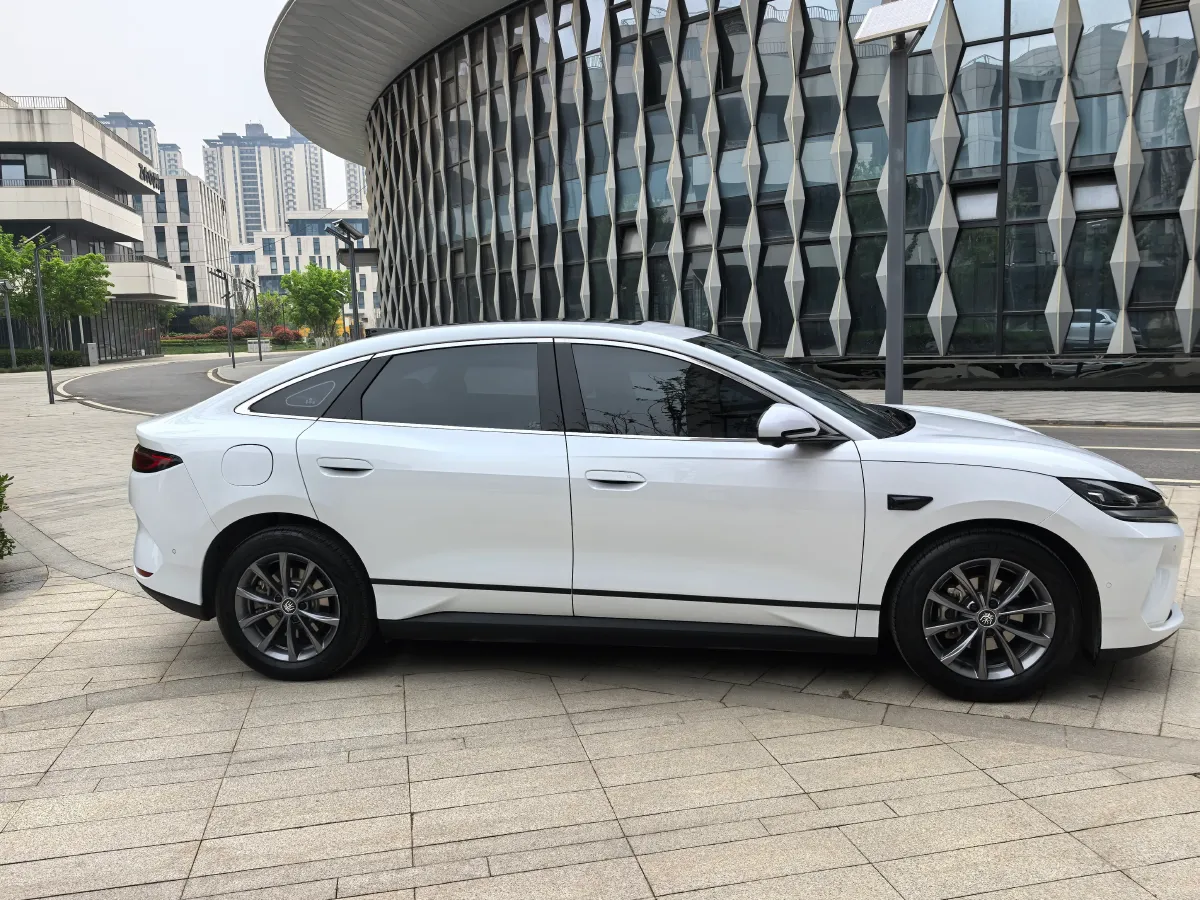 2025 BYD QinL BEV,autocango,china used car exporter,china ev exporter,chinese used car exporter,chinese used ev exporter