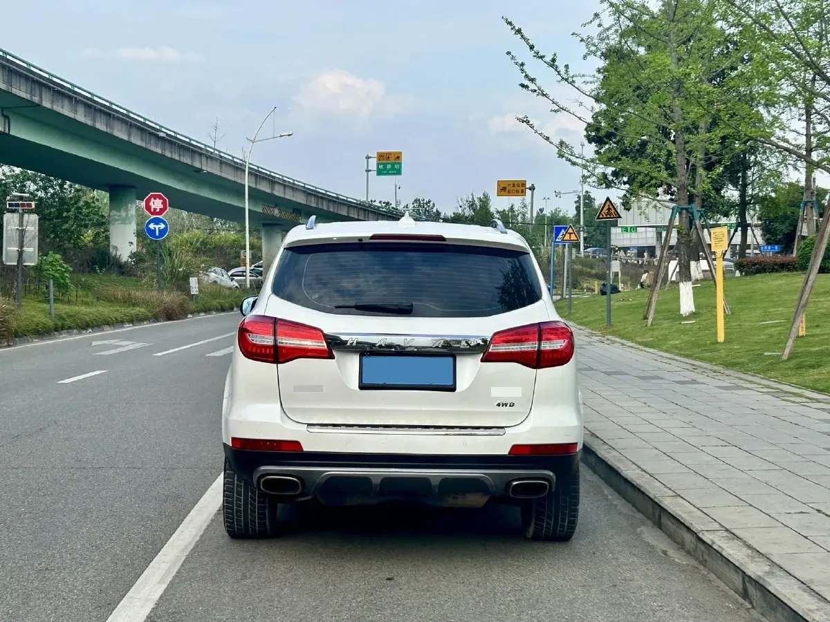 2017 Haval H8 2.0T 252HP L4 8AT,autocango,china used car exporter,china ev exporter,chinese used car exporter,chinese used ev exporter