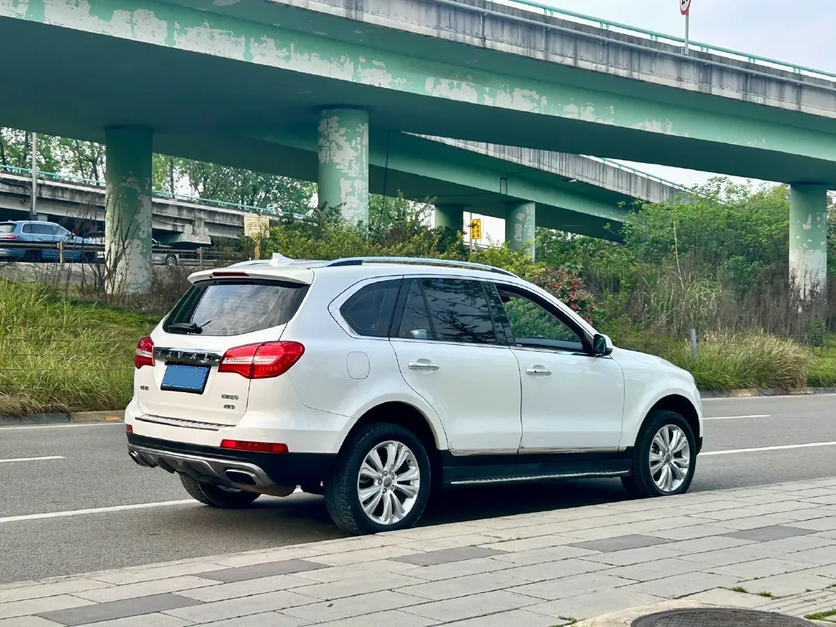 2017 Haval H8 2.0T 252HP L4 8AT,autocango,china used car exporter,china ev exporter,chinese used car exporter,chinese used ev exporter