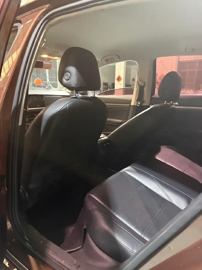 2018 Landwind XiaoYao 1.5T 163HP L4 CVT,autocango,china used car exporter,china ev exporter,chinese used car exporter,chinese used ev exporter