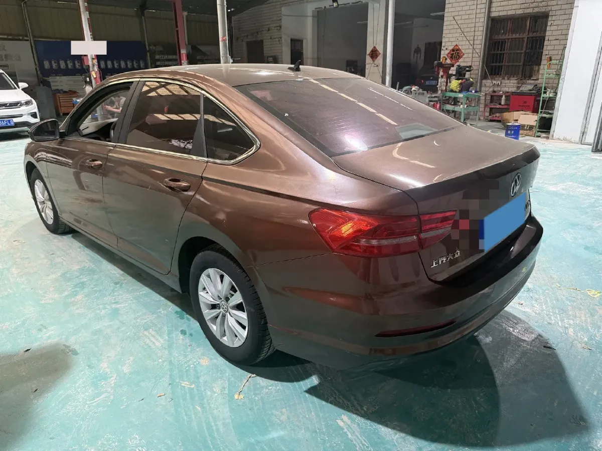2018 Landwind XiaoYao 1.5T 163HP L4 CVT,autocango,china used car exporter,china ev exporter,chinese used car exporter,chinese used ev exporter