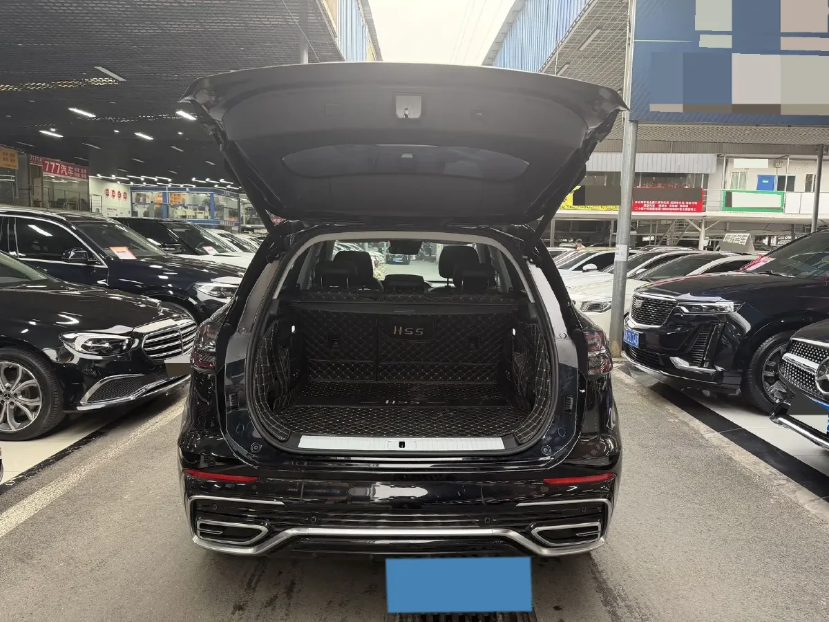 2023 HongQi HS5 2.0T 252HP L4 8AT,autocango,china used car exporter,china ev exporter,chinese used car exporter,chinese used ev exporter