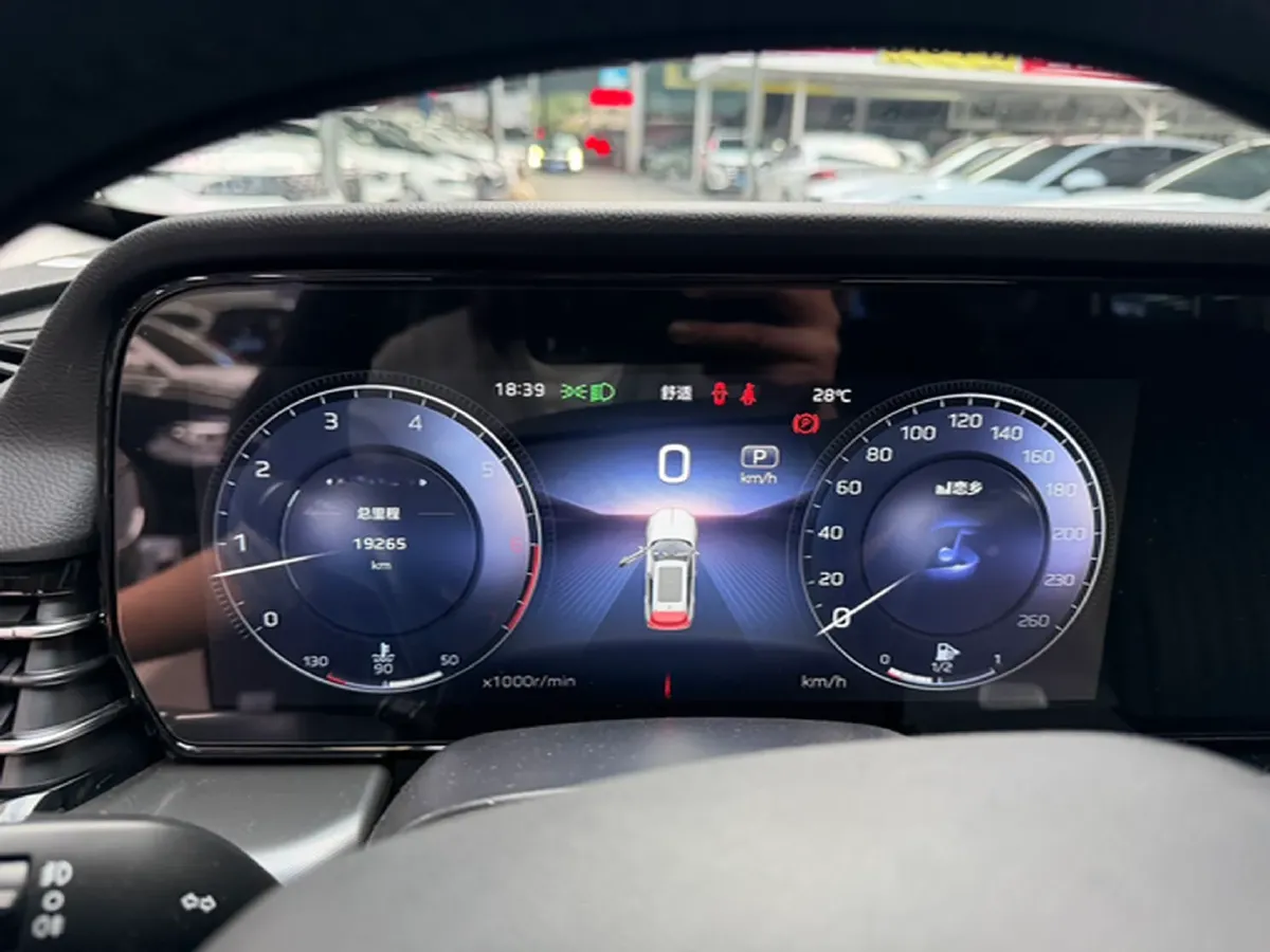 2023 HongQi HS5 2.0T 252HP L4 8AT,autocango,china used car exporter,china ev exporter,chinese used car exporter,chinese used ev exporter