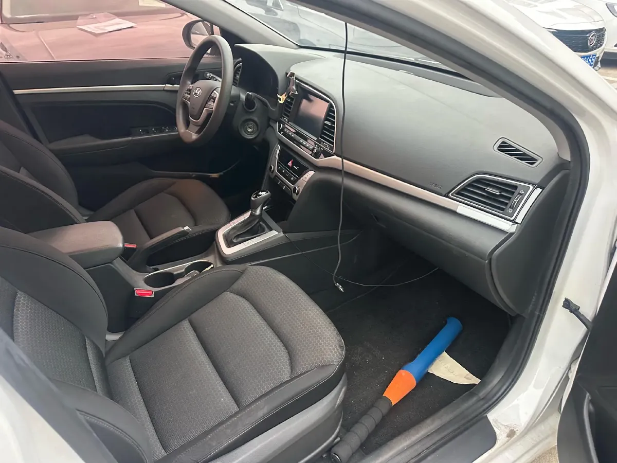 2016 Hyundai Elantra 1.6L 130HP L4 6AT,autocango,china used car exporter,china ev exporter,chinese used car exporter,chinese used ev exporter