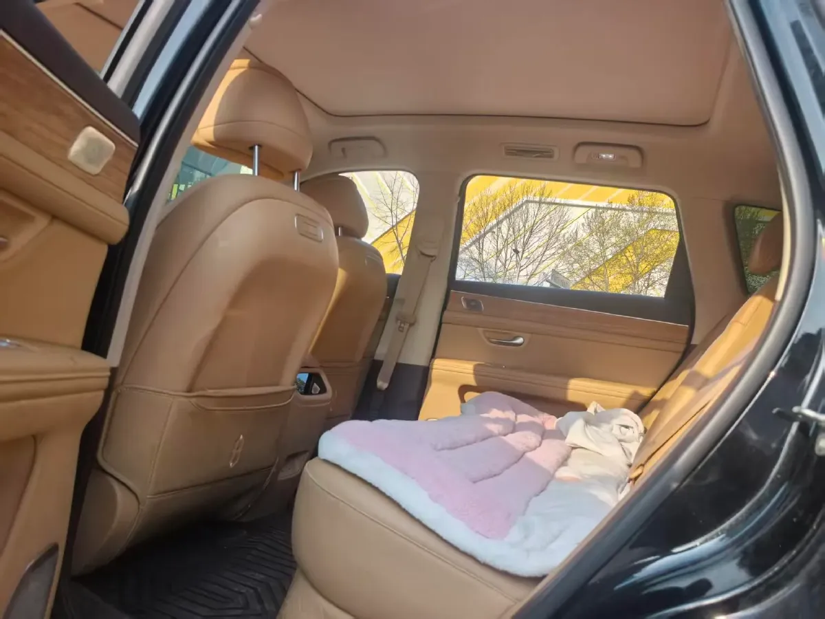 2024 AITO AITO M7 1.5T 152HP L4 REEV 40KWH,autocango,china used car exporter,china ev exporter,chinese used car exporter,chinese used ev exporter