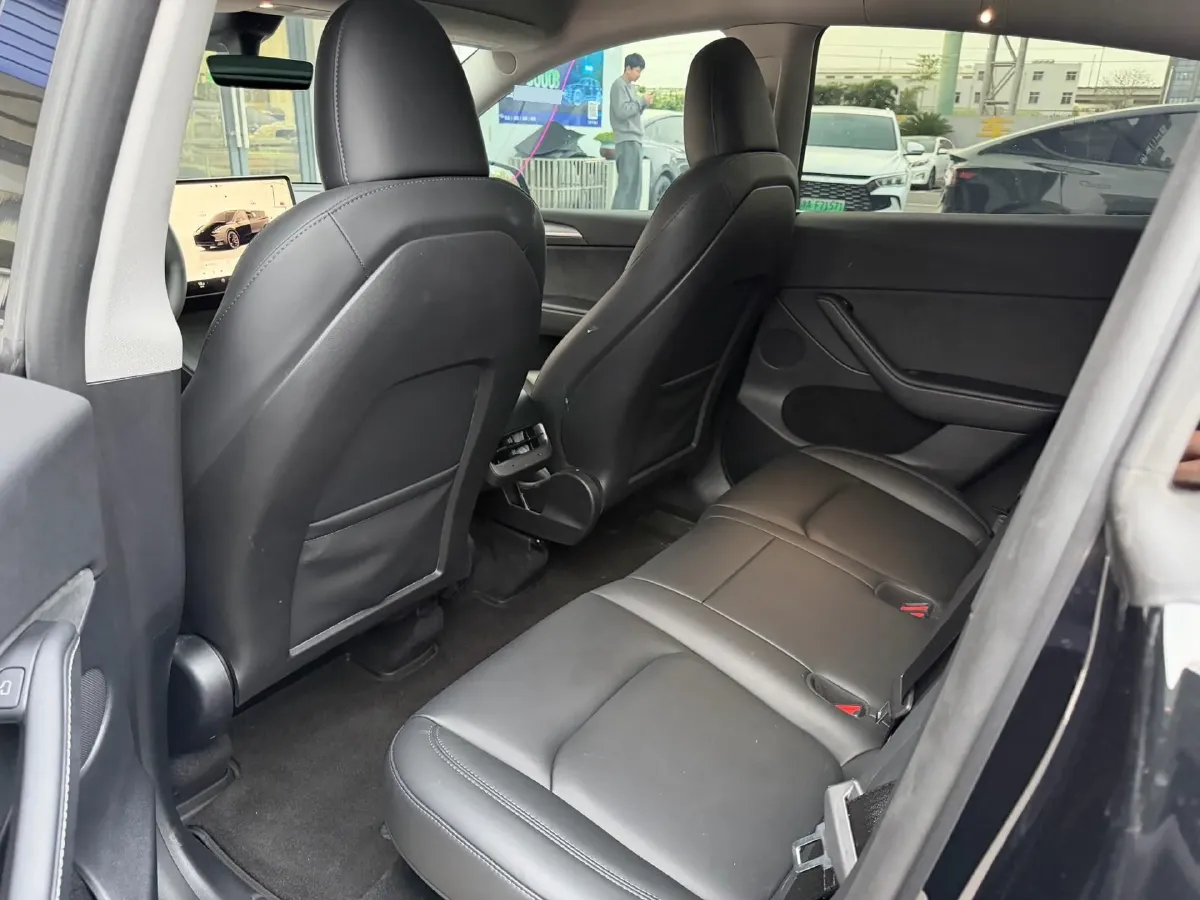 2024 Tesla Model Y BEV 78.4KWH,autocango,china used car exporter,china ev exporter,chinese used car exporter,chinese used ev exporter