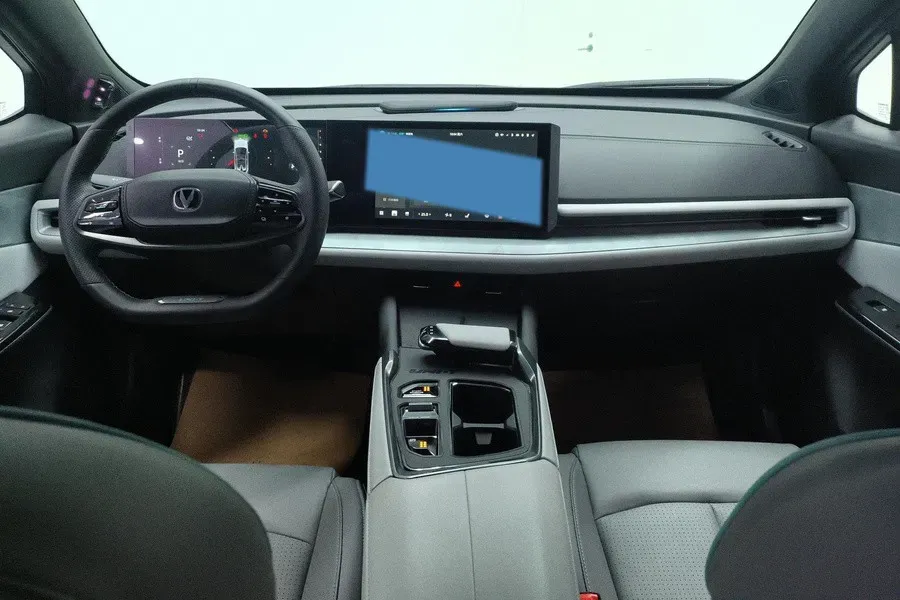 2023 ChangAn UNI-T 1.5T 188HP L4 7DCT,autocango,china used car exporter,china ev exporter,chinese used car exporter,chinese used ev exporter