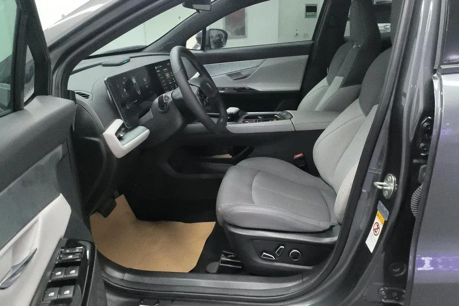 2023 ChangAn UNI-T 1.5T 188HP L4 7DCT,autocango,china used car exporter,china ev exporter,chinese used car exporter,chinese used ev exporter