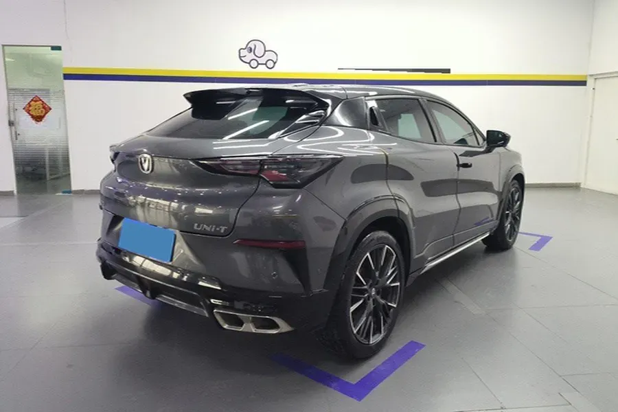 2023 ChangAn UNI-T 1.5T 188HP L4 7DCT,autocango,china used car exporter,china ev exporter,chinese used car exporter,chinese used ev exporter