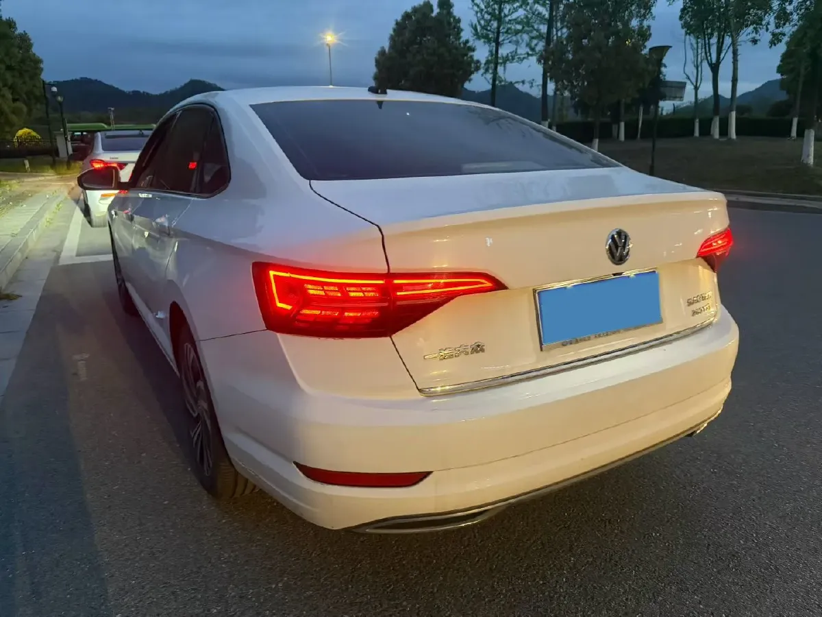 2020 Volkswagen Sagitar 1.4T 150HP L4 7DCT,autocango,china used car exporter,china ev exporter,chinese used car exporter,chinese used ev exporter